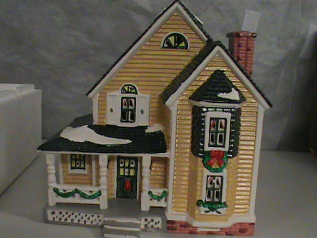 Dept. 56 - Woodbury House