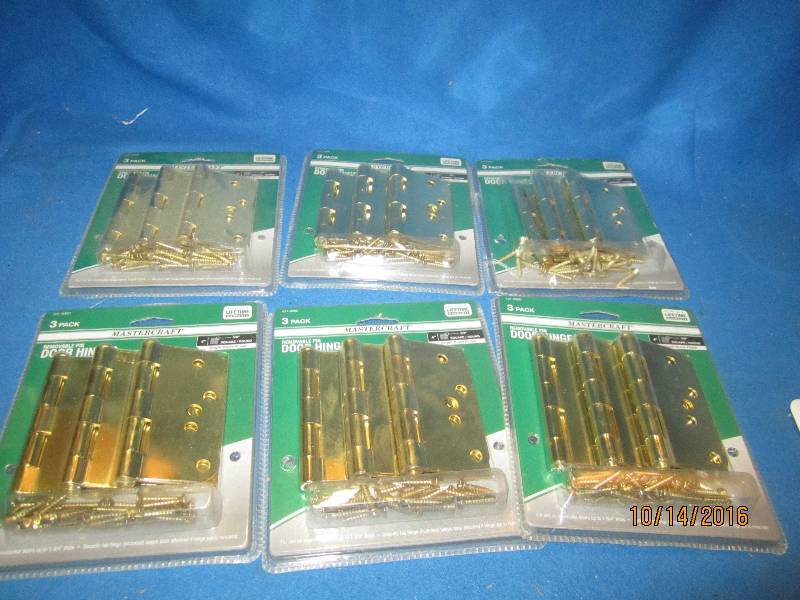 Lot of new hinges...