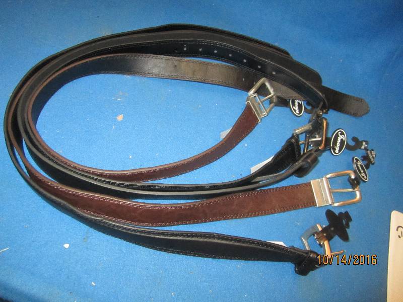 Lot of belts 30 - 32 size, mostly...