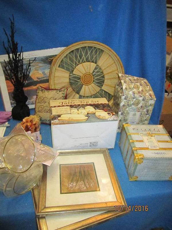 Box of decorative items...