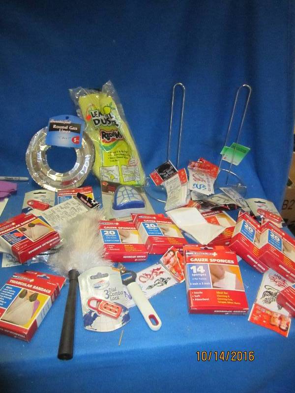 Lot of gauses, household items...