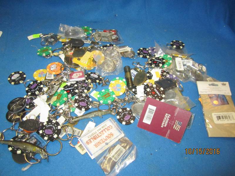 Lot of keychains...