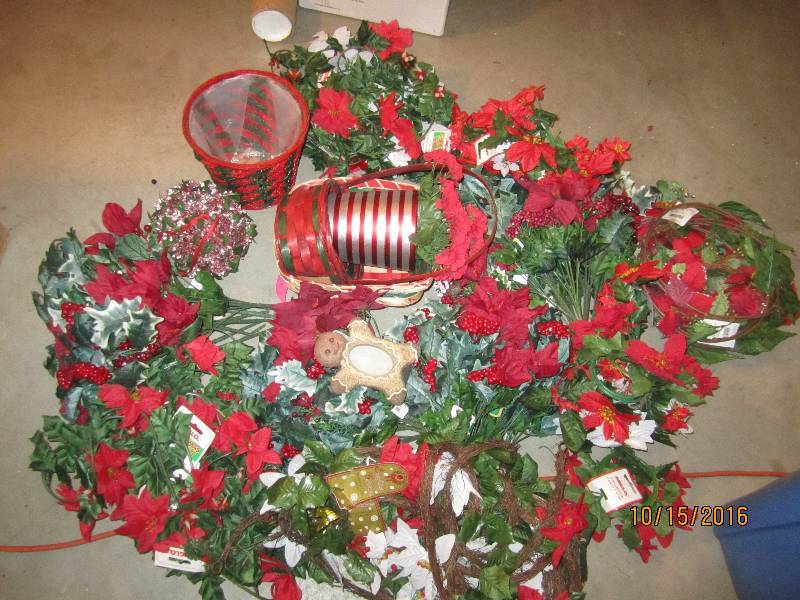 Bin of christmas dcor...