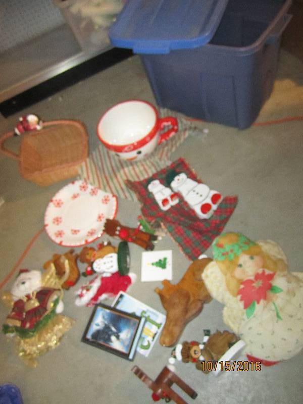 Bin of christmas dcor...