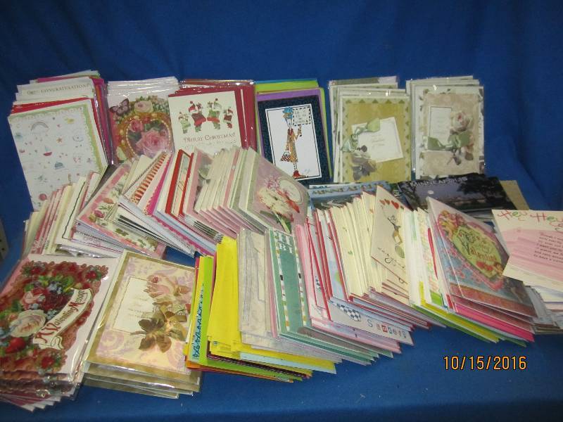 Huge lot of Blue Mountain greeting ...