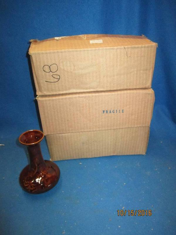 lot of small vases...