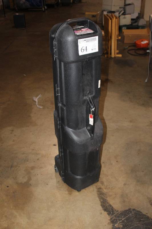 lot 64 image: Golf Guard Travel Case