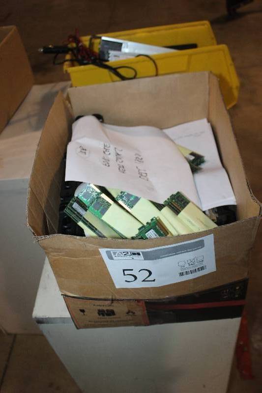 lot 52 image: Box Lot of Computer parts