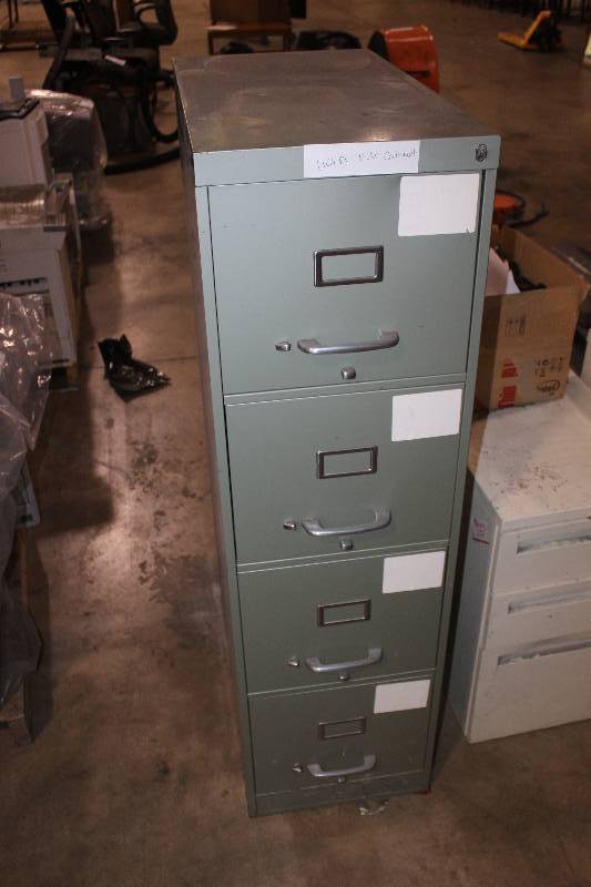 lot 119A image: File Cabinet, grey, four drawers