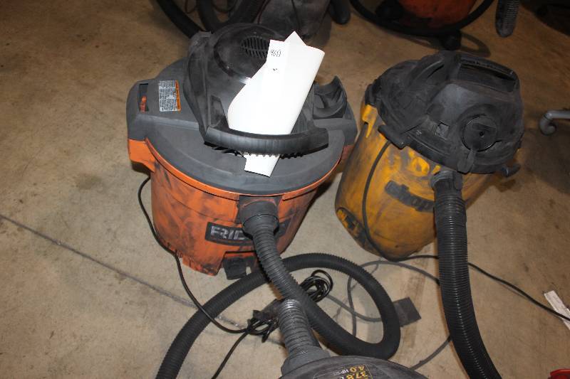 lot 96A image: Shop Vacs (2), Shop Vac Pro, 10 gallon, 4HP and RIDGID wetdry vac, 12 gallon, 4.25 HP