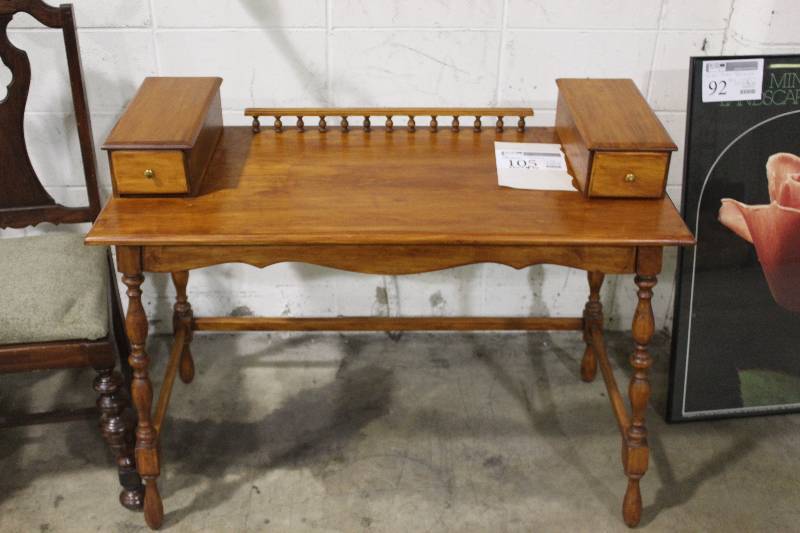 lot 105 image: Writing Desk, 43 x 21 x 34