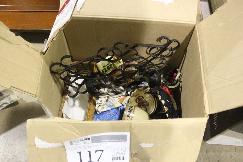 lot 117 image: Wall Sconces (2), assorted items
