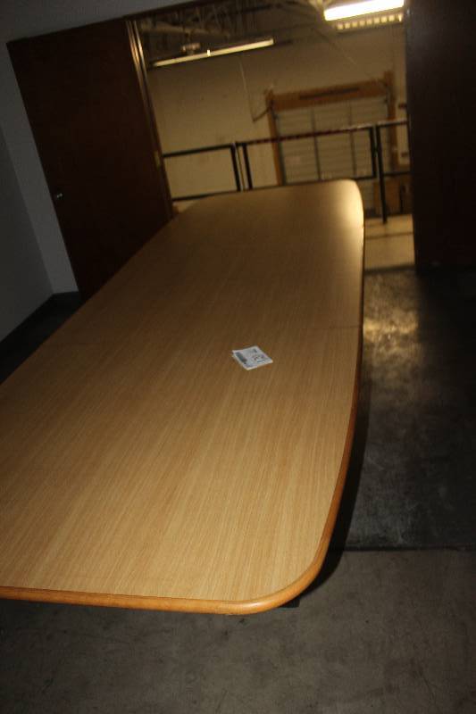 lot 120 image: Conference table, 10ft x 4 ft