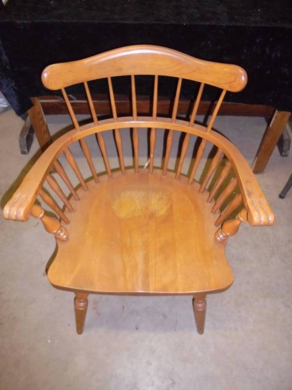 Chair, 31x24x18