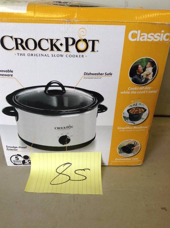 lot 85 image: Crock Pot Classic 5 Qt Manual Control Never Used