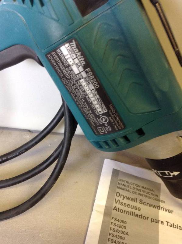 lot 92 image: Makita 6-Amp 6000 RPM 14 in. Drywall Screwdriver Never Used Model FS6200