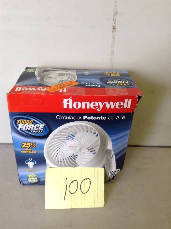 lot 100 image: Honeywell Power Air Circulator Turbo Force Power New