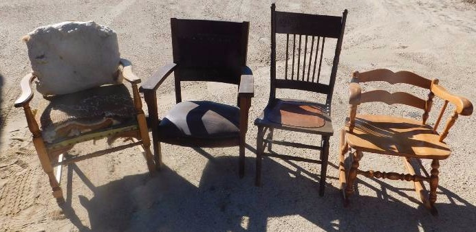 4 project chairs
