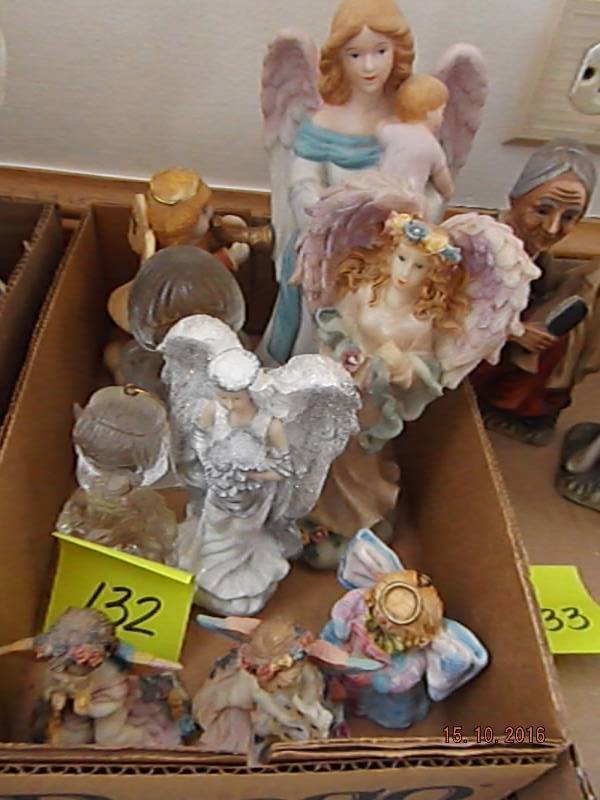 Figurines