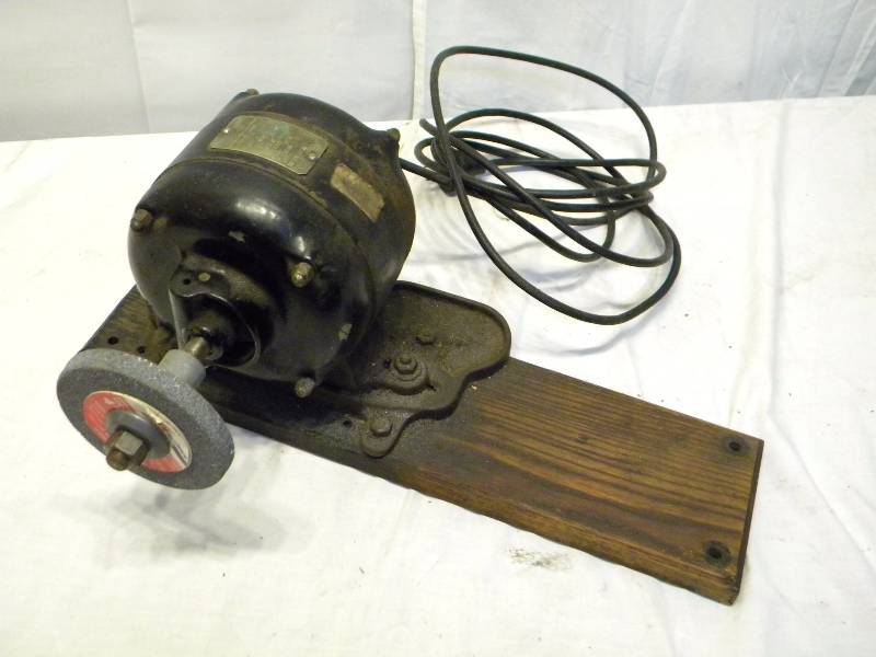 lot 20 image: GE AC Motor