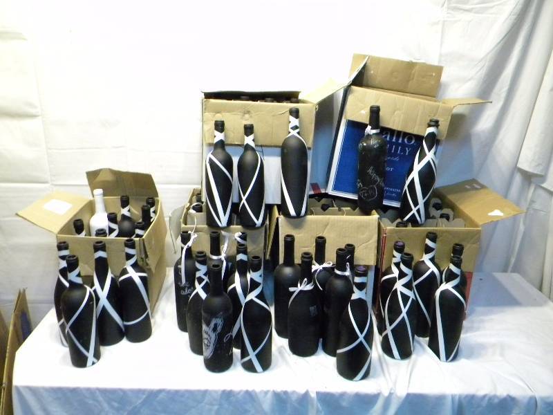 lot 28 image: Chalkboard Centerpiece Bottles Lot
