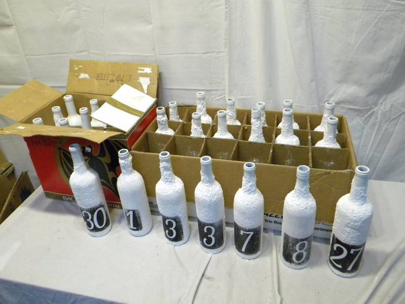 lot 29 image: Decorative Table Number Centerpiece Bottle Lot