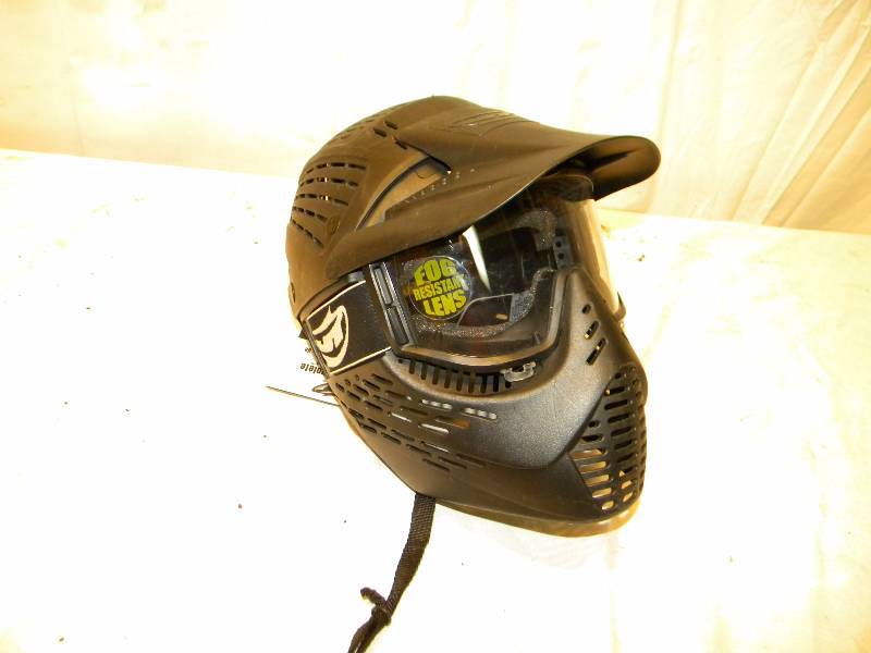 lot 40 image: Airsoft Helmet
