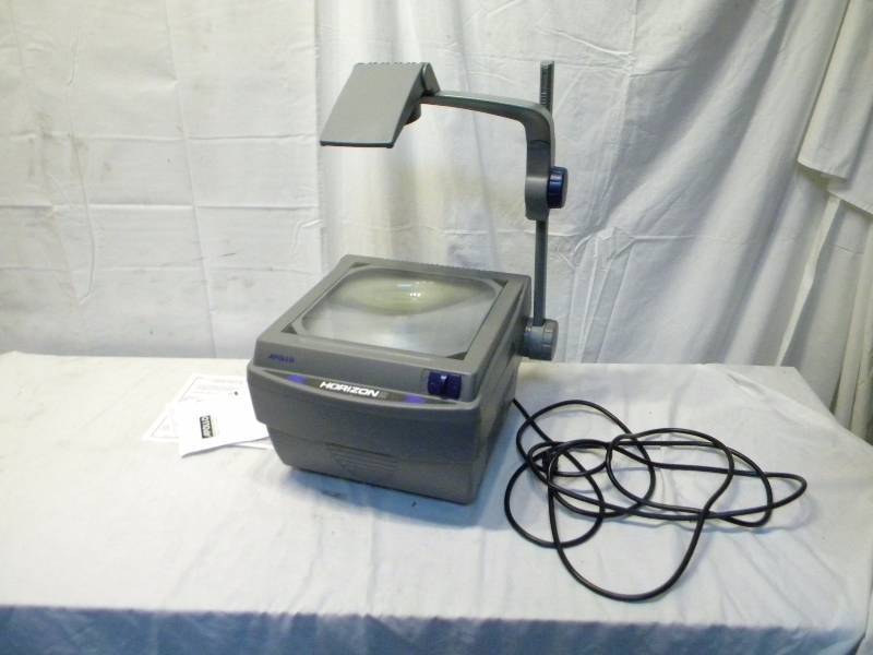 lot 49 image: Horizon Overhead Projector Viewer