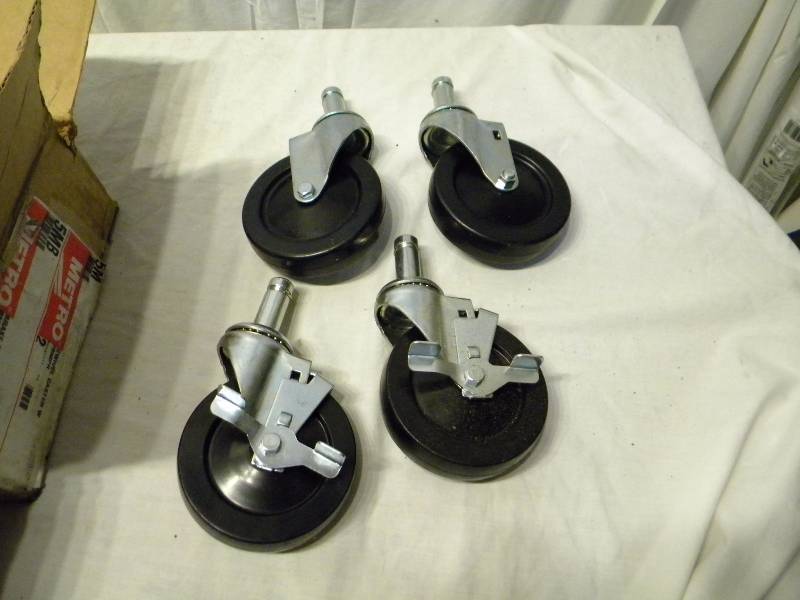 lot 50 image: Castor Lot