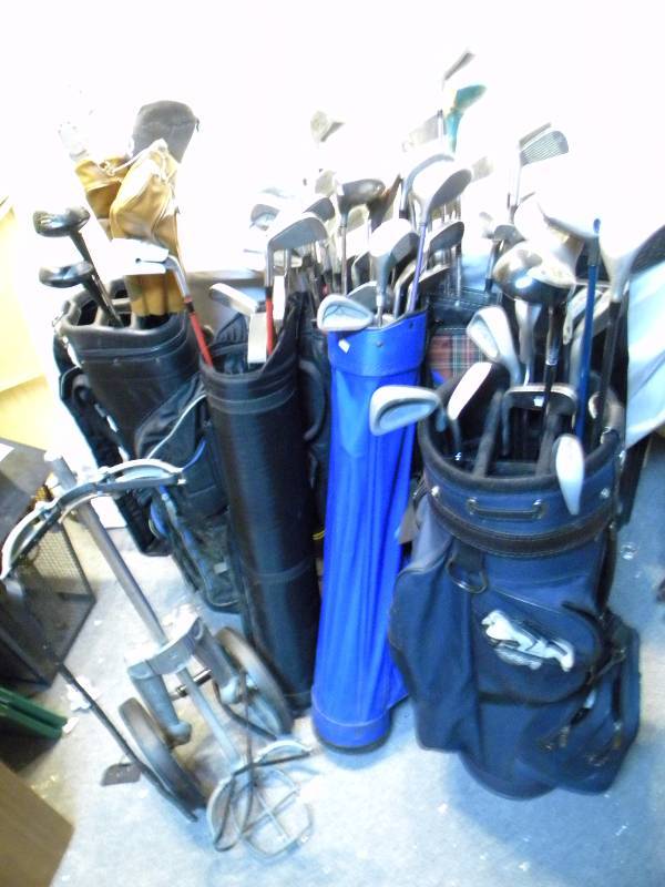 lot 56 image: Huge Golf Club Lot