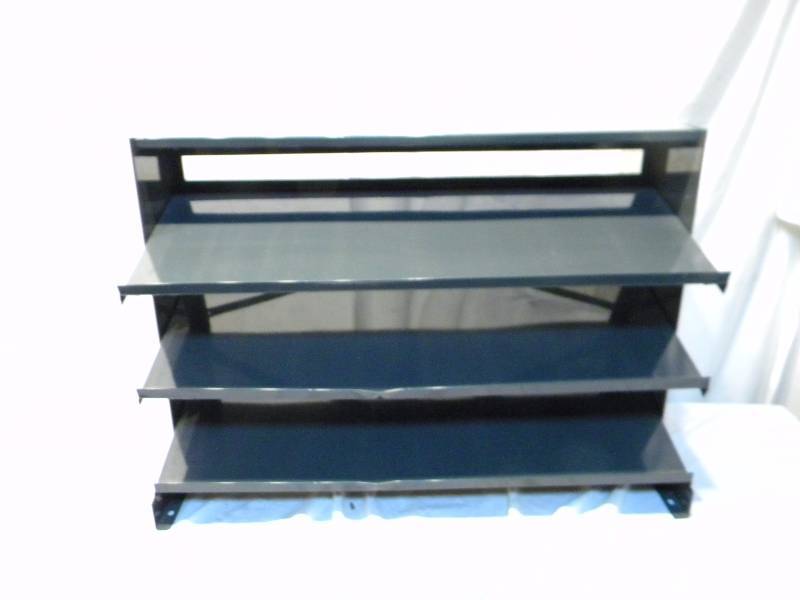 lot 65 image: Tools Pick Rack