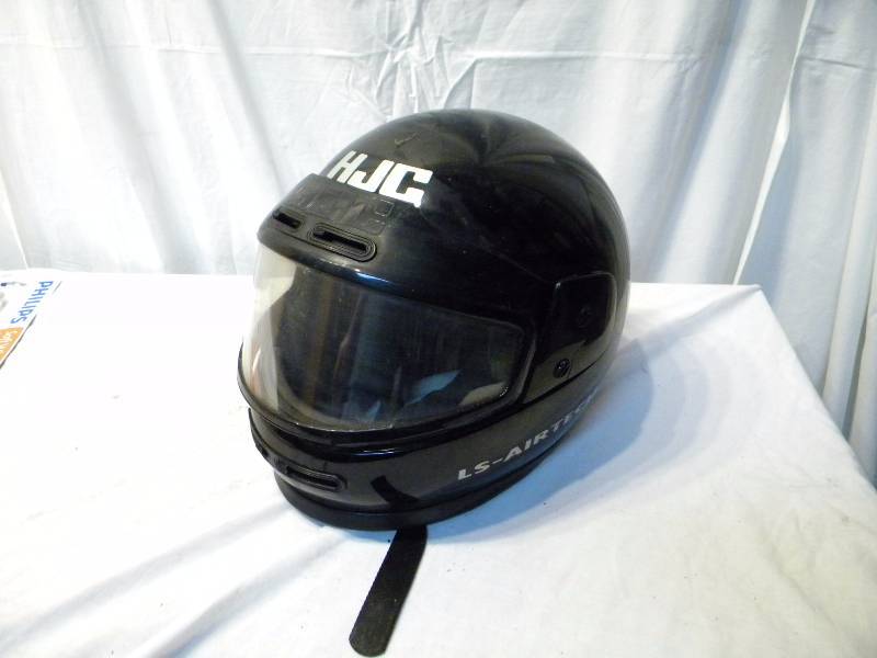 lot 98 image: HJC Snowmobile Helmet