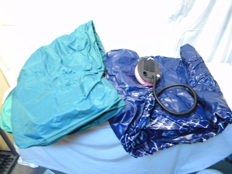 lot 101 image: Air Mattress Lot