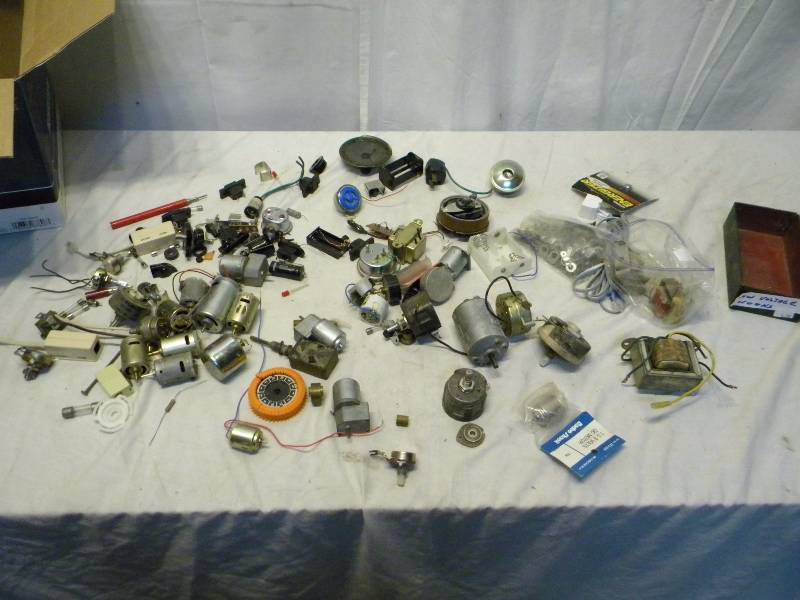 lot 110 image: Sweet Electrical Lot