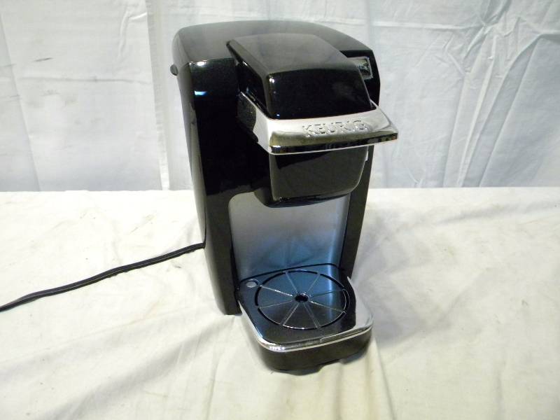 lot 112 image: Keurig Machine