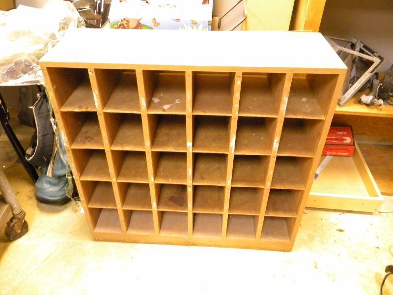 lot 116 image: Shelving Unit