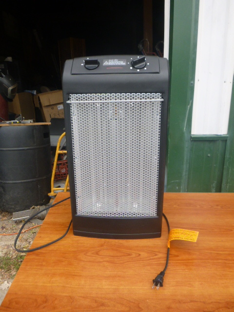 lot 19 image: Ecotronic Portable Heater