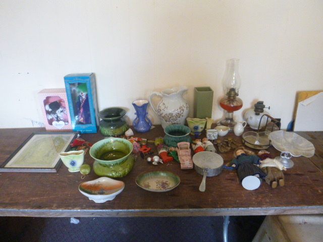 lot 58 image: Miscellaneous Home Dcor
