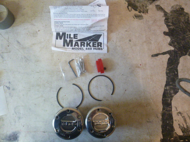 lot 81 image: Mile Marker Premium Locking Hubs