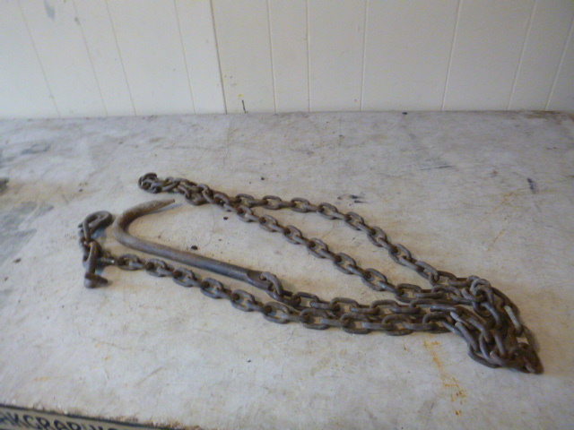 lot 149 image: Chain with Large Hook