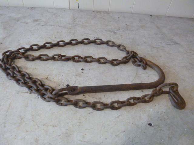 lot 150 image: Chain with Large Hook