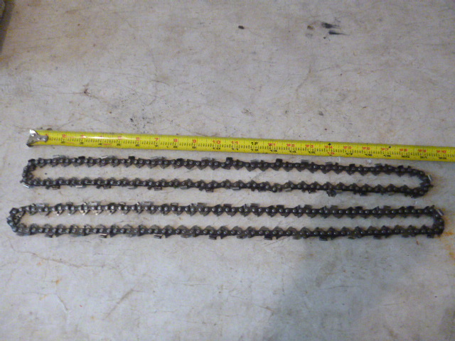 lot 153 image: 2 Chainsaw Chains