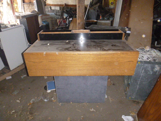 lot 188 image: Bank Desk
