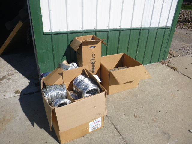 lot 193 image: Miscellaneous Flex Hose Ducts