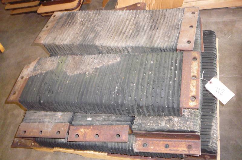 lot 118 image: Dock Bumpers