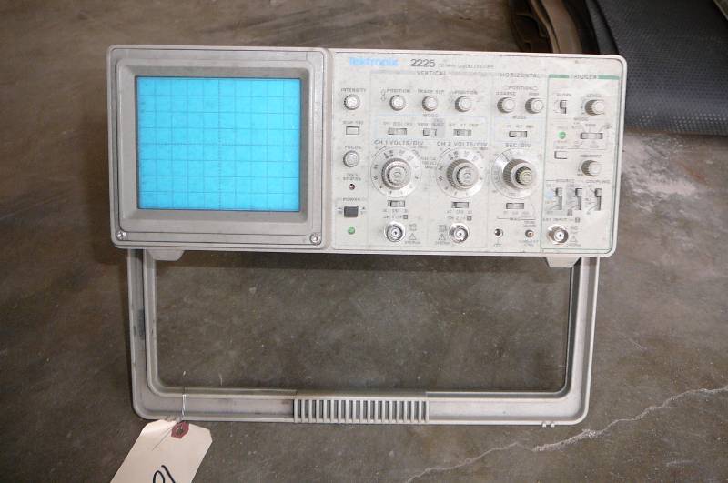 lot 129 image: Tektronix