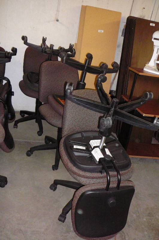 lot 167 image: Office Chairs