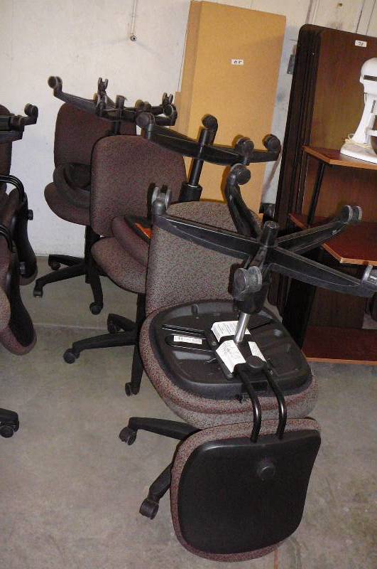 lot 165 image: Office Chairs