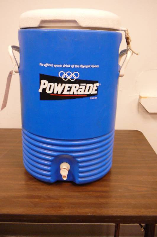 lot 174 image: Cooler 5 gal