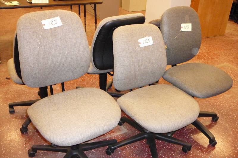 lot 183 image: Office Chairs